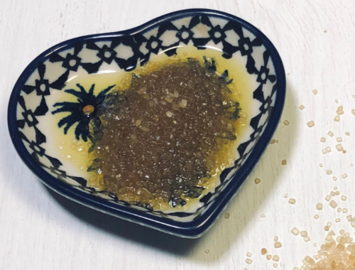 maseczka-peelingująca-wlosy-glowa